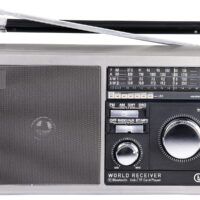 Radio multibanda portátil estilo Retro con conexión BT, alimentación a pilas o AC